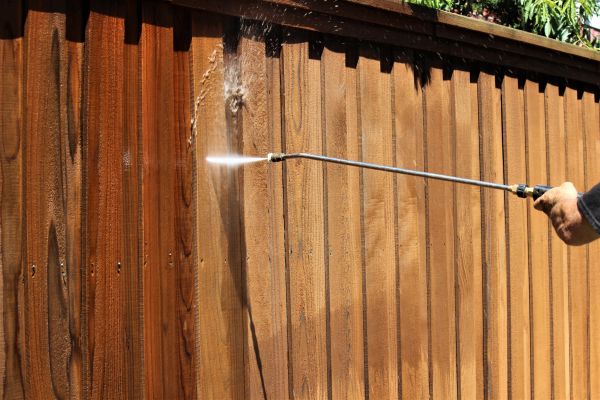 Fence Cleaning in Saratoga Springs