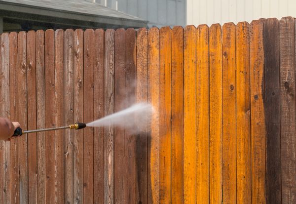 Fence Power Washing in Saratoga Springs