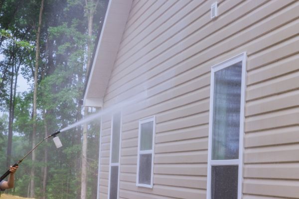 House Washing in Saratoga Springs