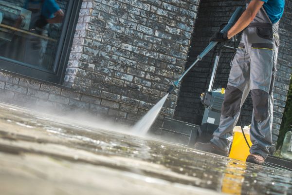 Power Cleaning in Saratoga Springs