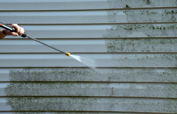 House Pressure Cleaning in Saratoga Springs