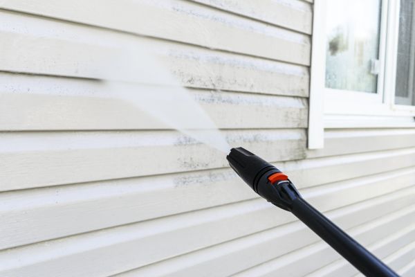 Siding Power Washing in Saratoga Springs