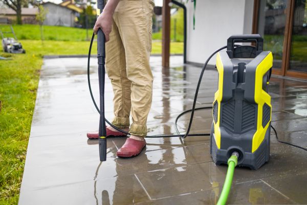 Porch Pressure Washing in Saratoga Springs