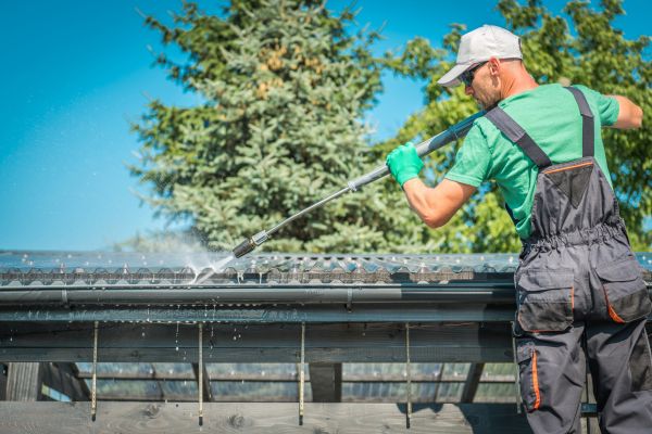 Gutter Power Washing in Saratoga Springs