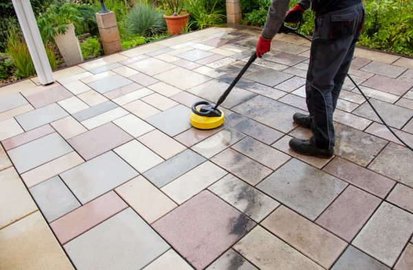 Patio Washing in Saratoga Springs