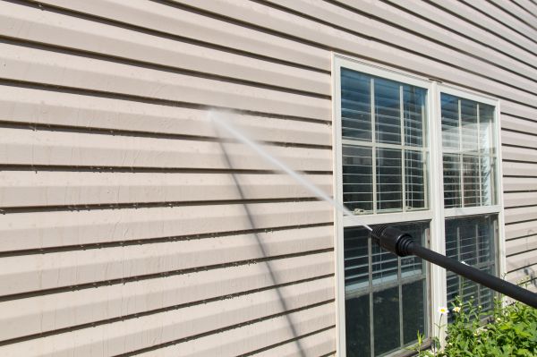 House Pressure Washing in Saratoga Springs