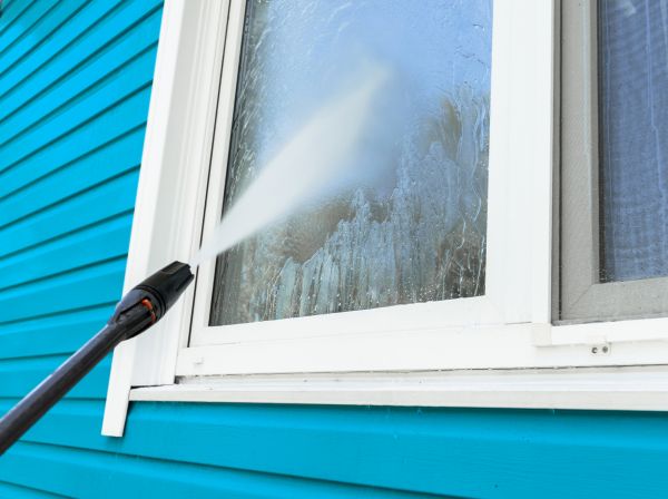 Residential Pressure Cleaning in Saratoga Springs
