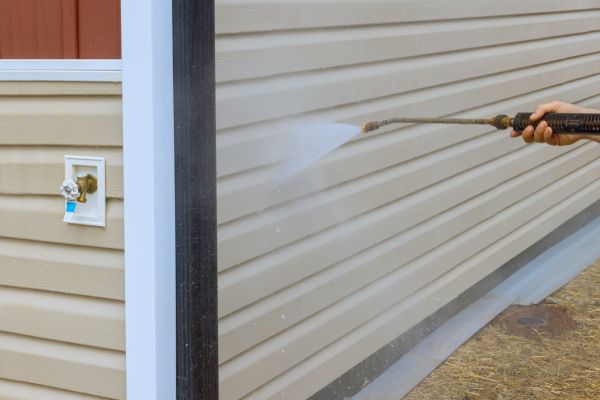 Townhouse Exterior Cleaning in Saratoga Springs