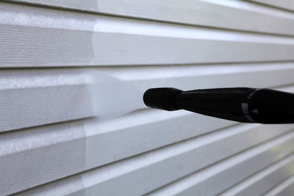 Condo Siding Power Washing in Saratoga Springs