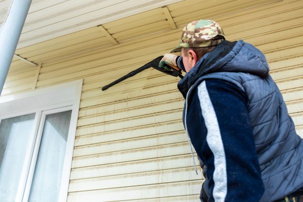 Vinyl Siding Pressure Cleaning in Saratoga Springs