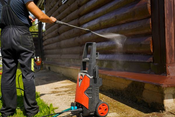 Cabin Pressure Washing in Saratoga Springs